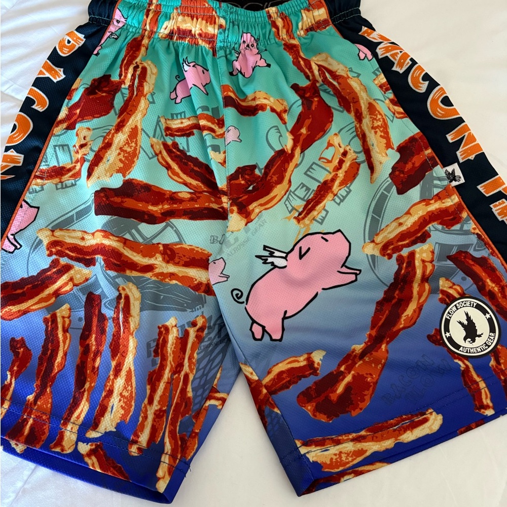 Flow society bacon flow shorts med